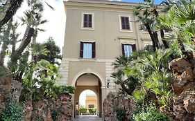 Villa Angelina  3*